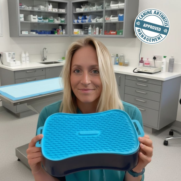 Dr. Hannah Capon, MA Vet MB MRCVS, CCRP